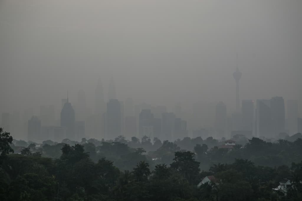 Indoneziyadagi yong‘inlar tutuni Janubi-Sharqiy Osiyoda transchegaraviy zahm bo‘yicha eng yuqori ogohlantirish darajasiga olib keldi