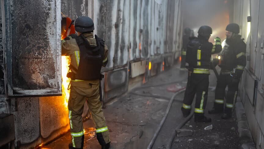 Russia and Ukraine exchange strikes: two killed and 27 wounded
