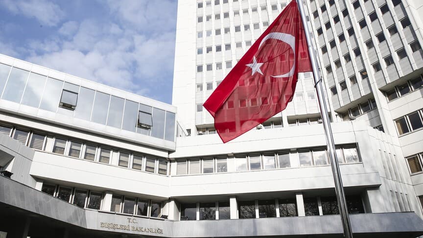 Turkiya Iroq hukumatiga ishonch votumidan keyingi yangi tayinlovlarni kutib oldi