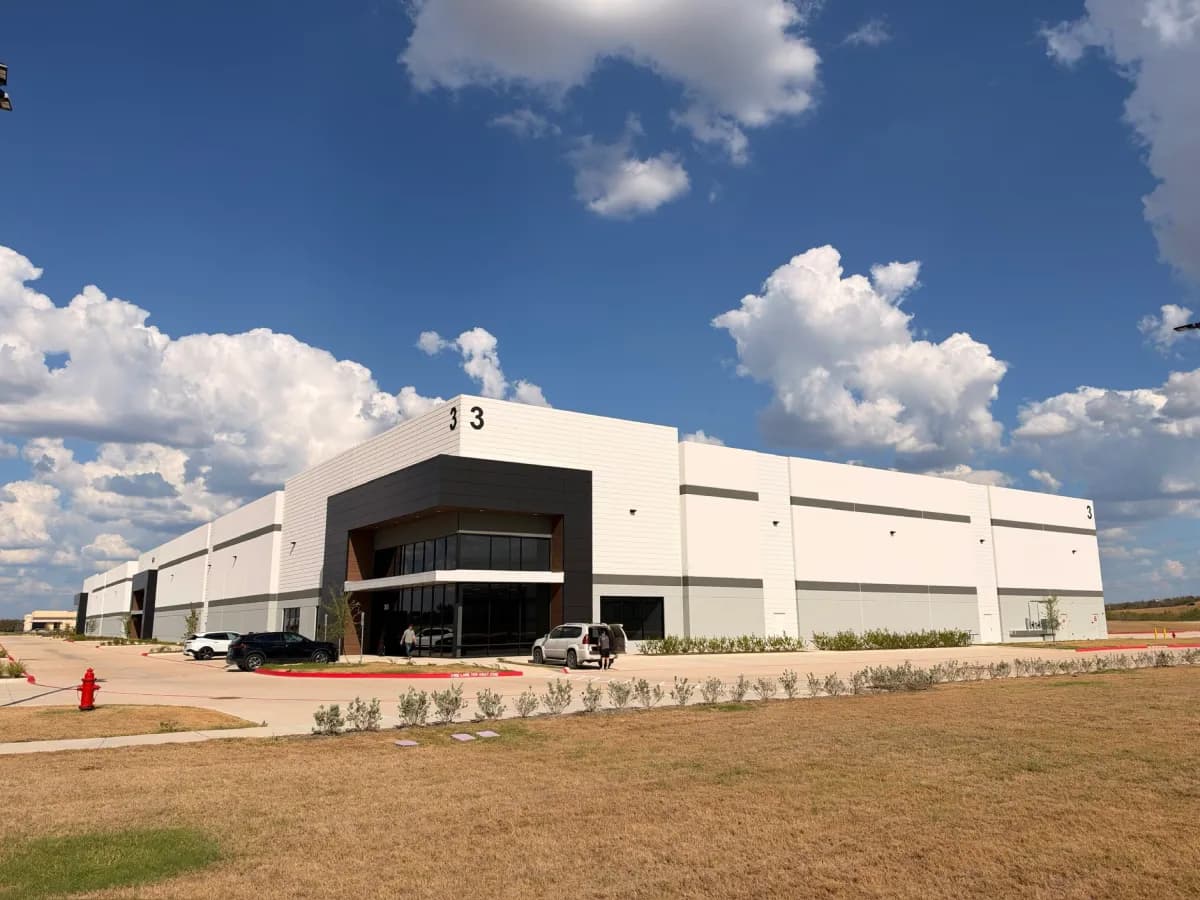 Ambrosia Energy Texas’da 10 GVt·soat quvvatga ega batareya zavodi qurmoqda — avtonom ma’lumot markazlari uchun