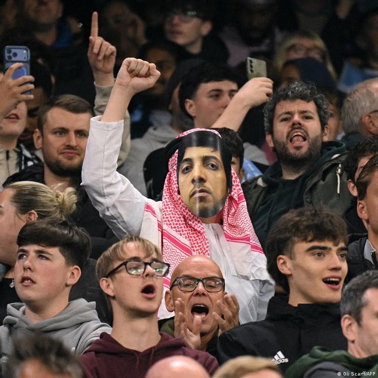 «Manchester City» APL hukmidan keyin: tarafdorlar BAA egaliklarini qo‘llab-quvvatlamoqda, bosh vazir Bernxem esa siyosiy muammolarga duch kelmoqda