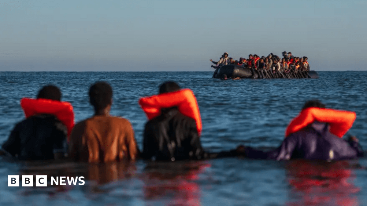 UK threatens Eritrea with visa sanctions over refusal to take back migrants