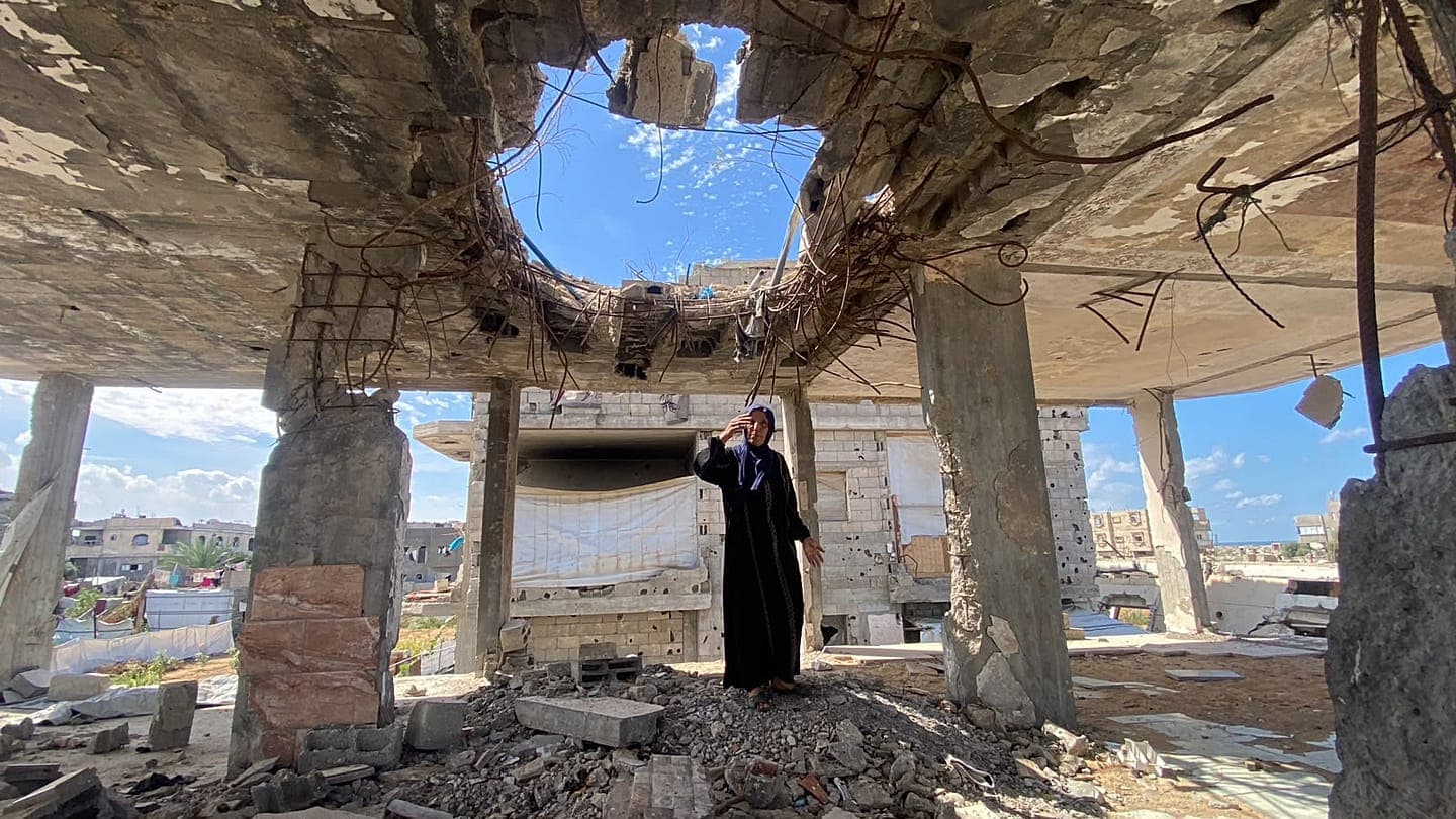 Palestinians in Gaza prepare for a fourth winter of war: leaks, a collapsed building and a shortage of shelters