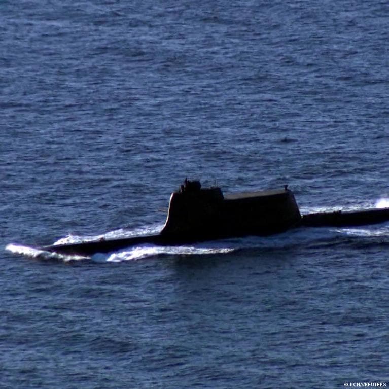 KXDR suv osti kemalaridan uchadigan qanotli raketalarni sinovdan o‘tkazdi — Koreya yarim orolida gipero‘lchovli qurollar poygasi fonida