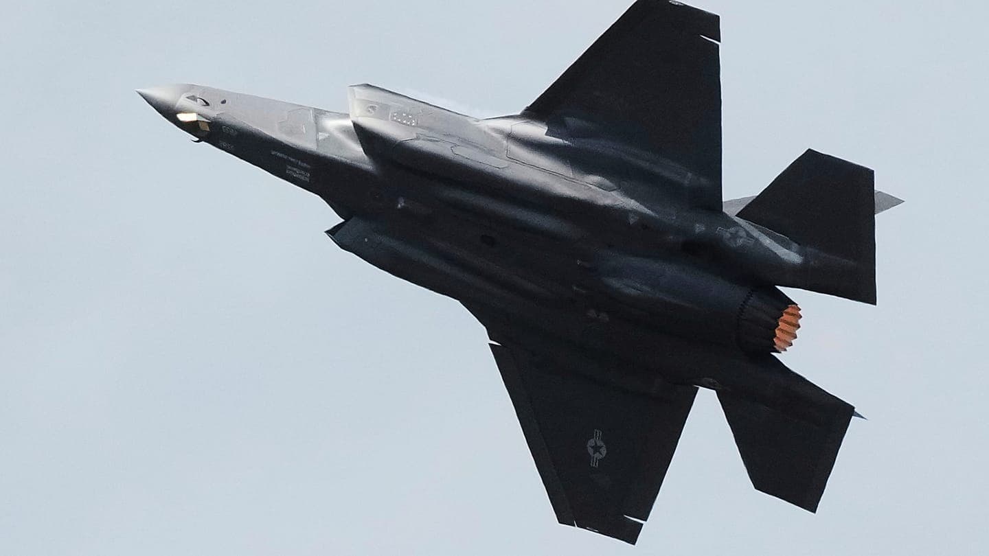 Commission proposes allowing Norway's €2 trillion fund to invest in nuclear weapons manufacturers