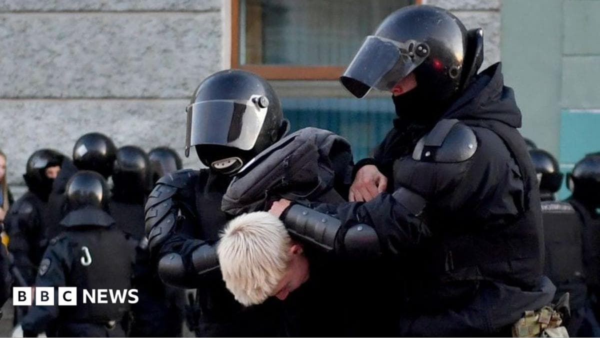 The West increasingly forcibly deports Russian dissidents back to Russia