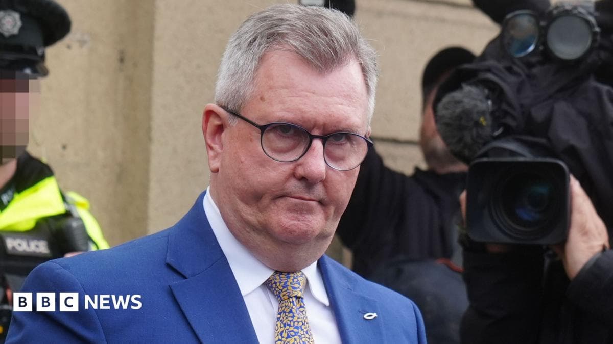 DUPning sobiq rahbari Jeffrey Donaldson bolalarga nisbatan jinsiy zo‘ravonlik uchun 15 yil ozodlikdan mahrum qilindi