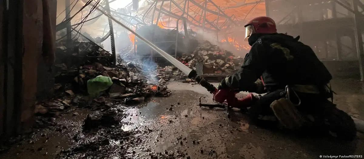 Russia strikes Kharkiv and Dnipro: dead and wounded reported