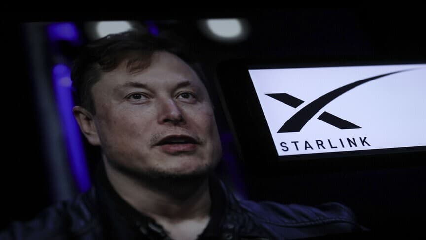 Зеленский заявил, что ограничения скорости Starlink мешают военным и гуманитарным операциям Украины