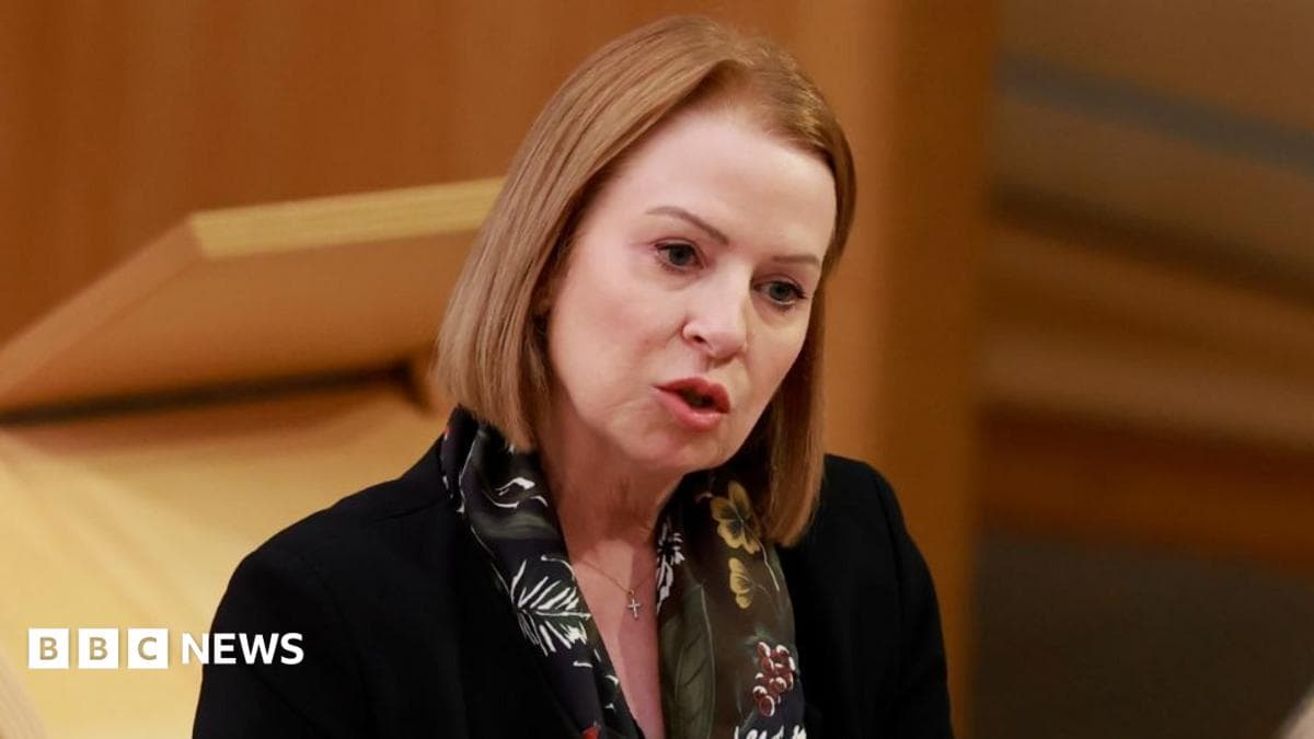 Shotlandiya parlamenti deputati Amanda Bland Reform UK partiyasidan chiqdi va mustaqil deputatga aylandi