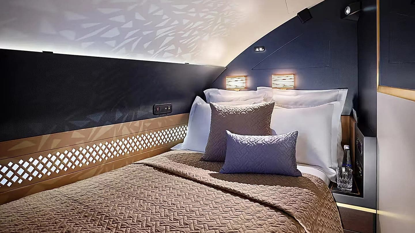 AirAdvisor compiled a ranking of the most luxurious airline services of 2026: Etihad's The Residence leads