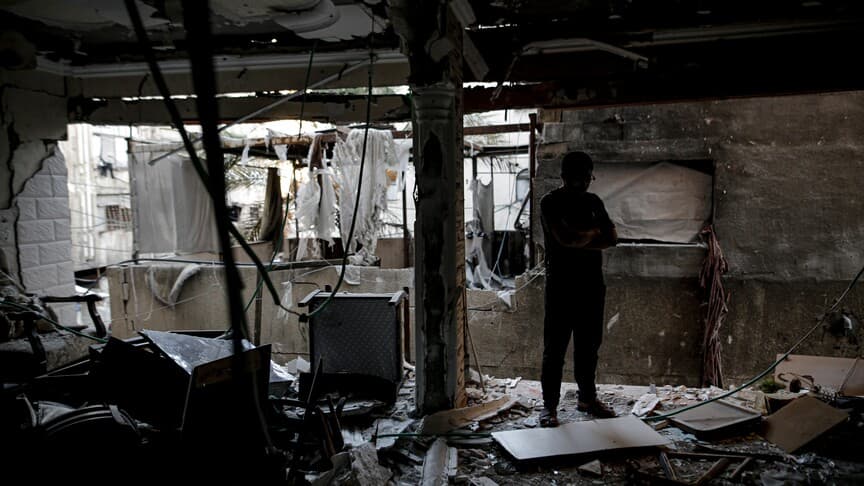 Israeli Strikes in Gaza Kill Four Palestinians Amid New Ceasefire Violations