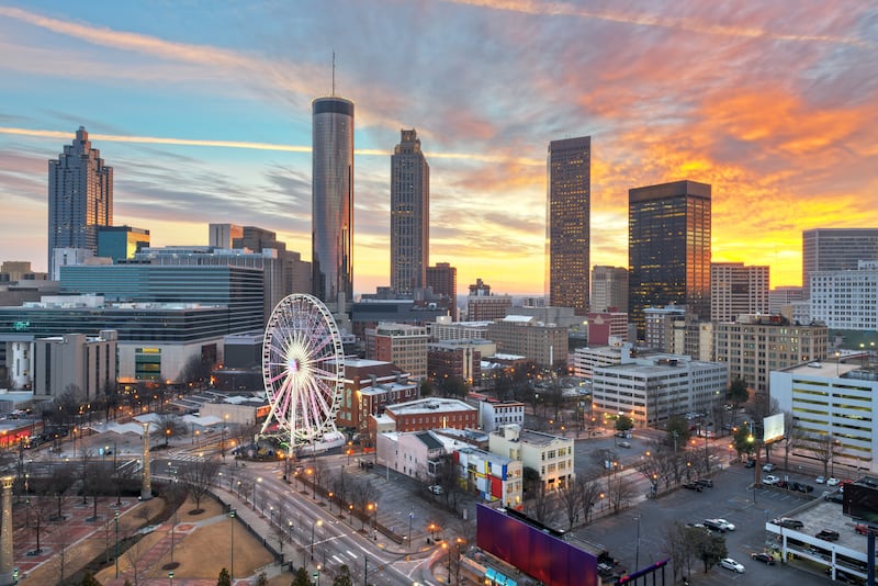 Tong vaqtidagi Atlanta (Jorjiya) markazidagi osmon çiziği. Getty Images