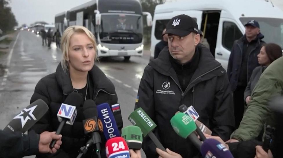 Dmytro Lubinets and his Russian counterpart Yana Lantratova