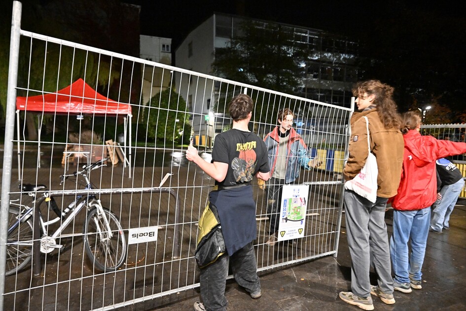Students blocked the ULB campus in Brussels