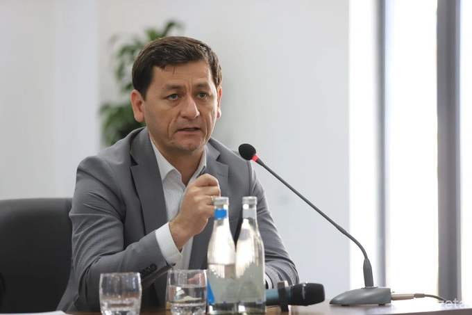 avtobus, avtobus chiptalari, yo‘l haqi, Mamanbiy Omarov, Mirakbar Ikromov, nazoratchi, Toshkenttransxizmat