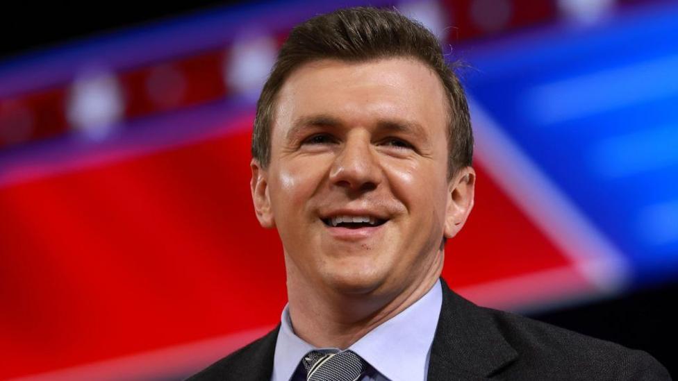 Джеймс О’Киф, президент Project Veritas, выступает на Консервативной конференции политических действий (CPAC) в отеле The Rosen Shingle Creek 24 февраля 2022 года в Орландо, штат Флорида.