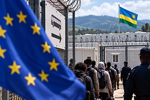 From Europe — straight to Rwanda: Five EU countries are preparing a new migrant deportation scheme