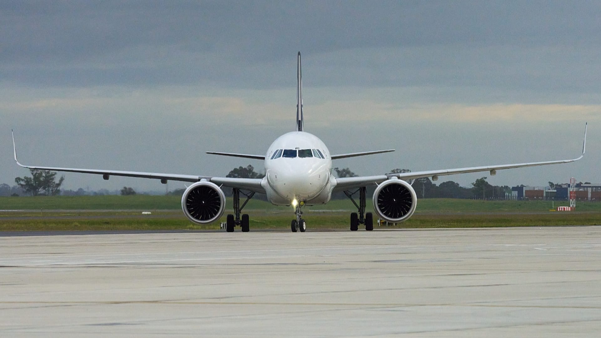 Air New Zealand kompaniyasining NZ165 reysi Oklenddan qo‘ndi