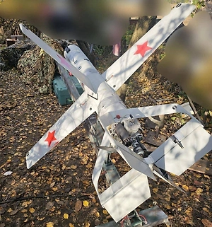 «Lanset»ga o‘xshaydi, lekin benzinli dvigatelli: Ukrainada yangi rossiyalik dron sezildi