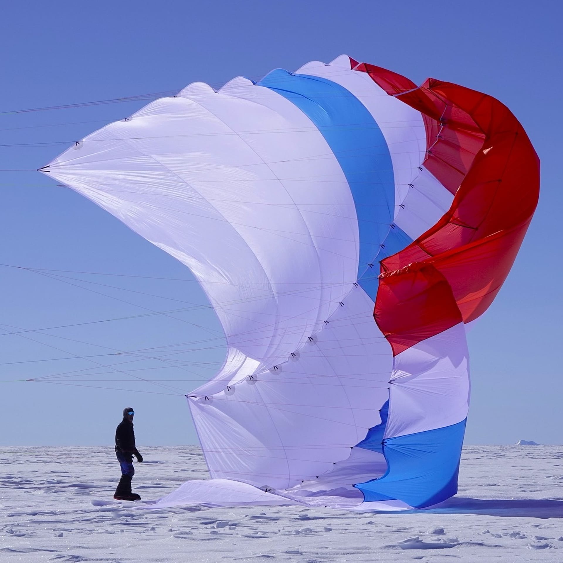 Spanish explorer Ramón Larramendi drew on Inuit culture to design his kite-powered sled.